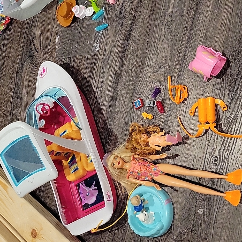 Barbie Boat and accessories